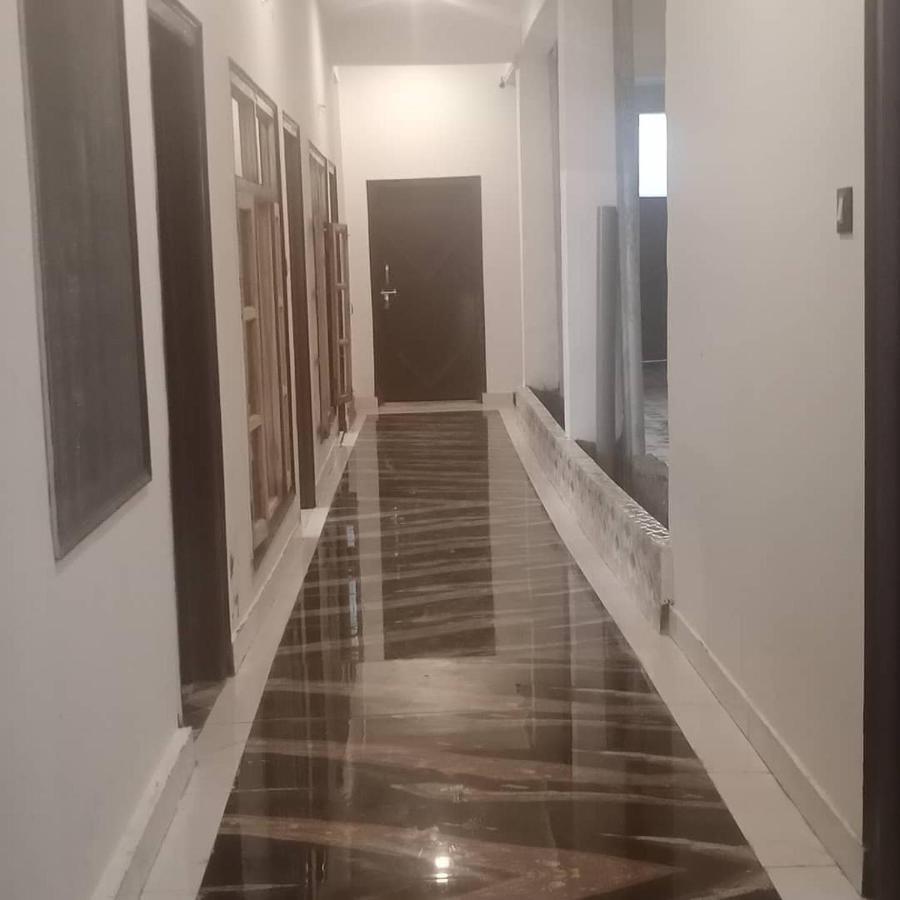 Rahul Hotel & Restaurant Мусори Екстериор снимка