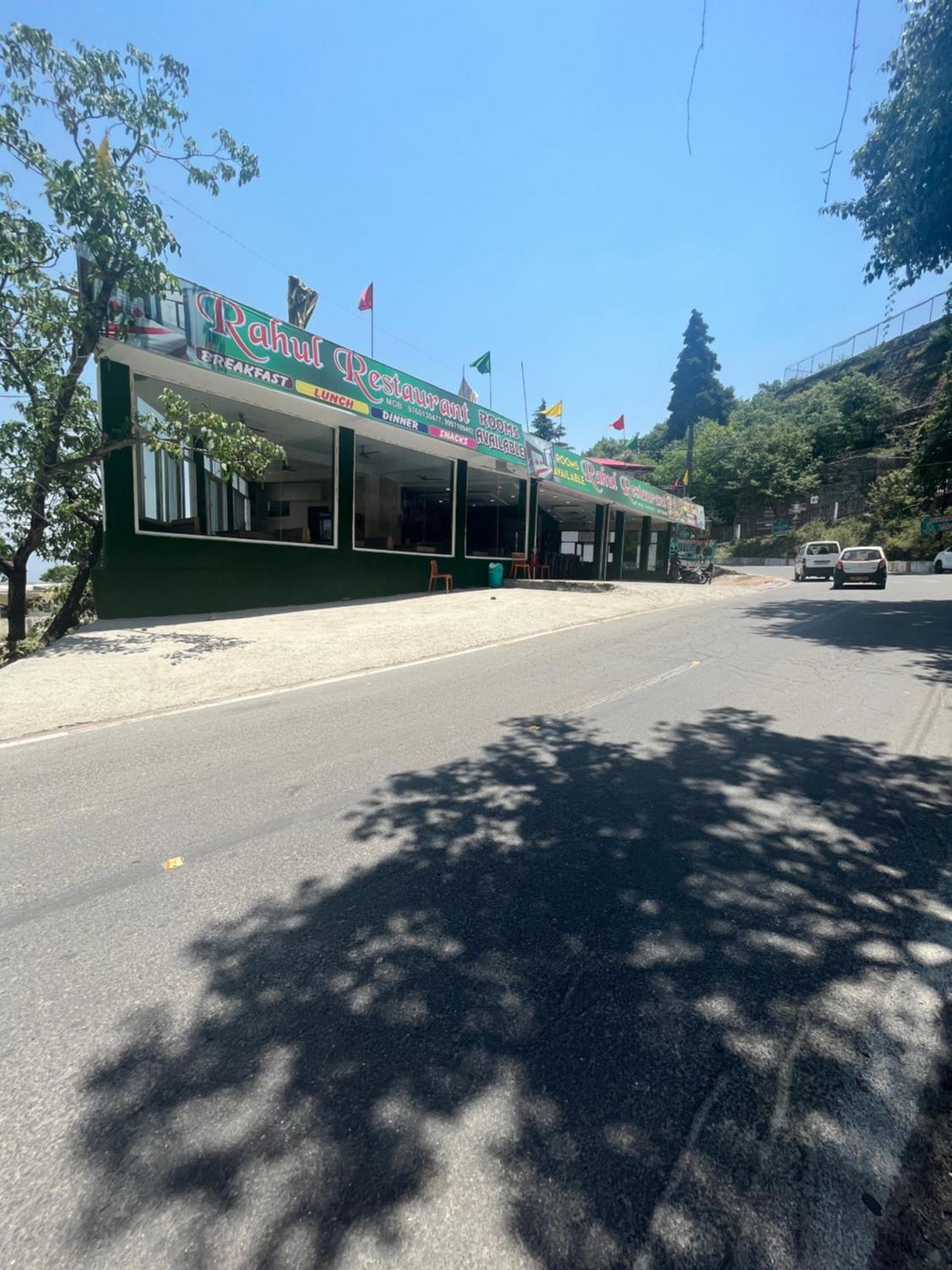 Rahul Hotel & Restaurant Мусори Екстериор снимка